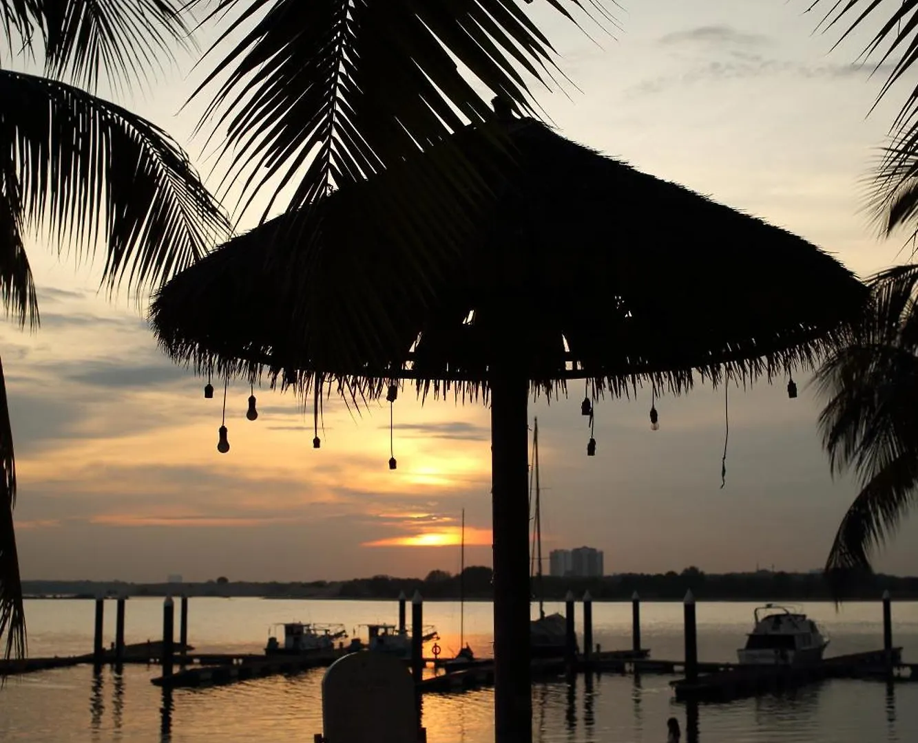 Apartment Cozy Beach Escape: 2Br Muji Gem Johor Bahru
